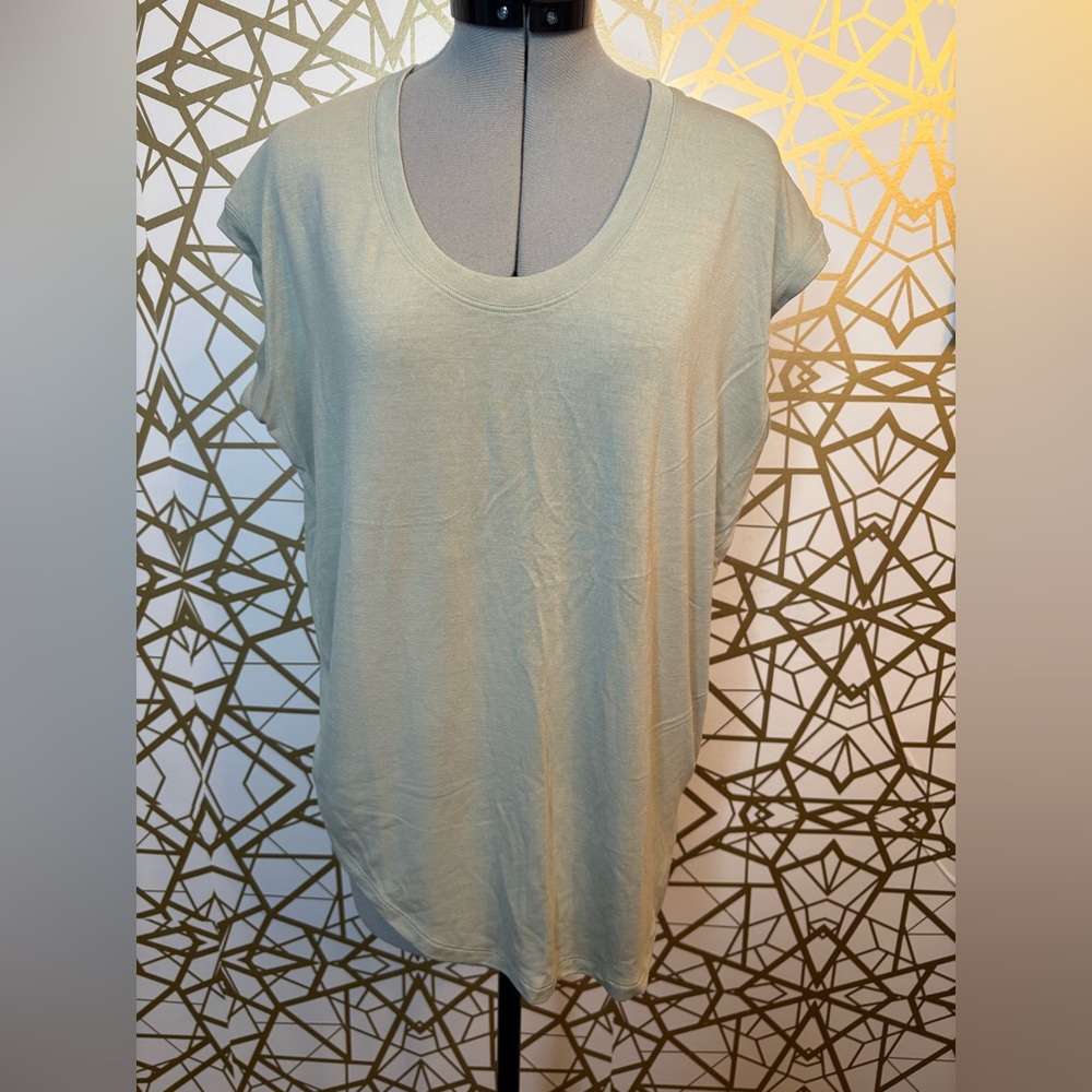 🩵Athleta Cloudlight Stratus Tee, XS